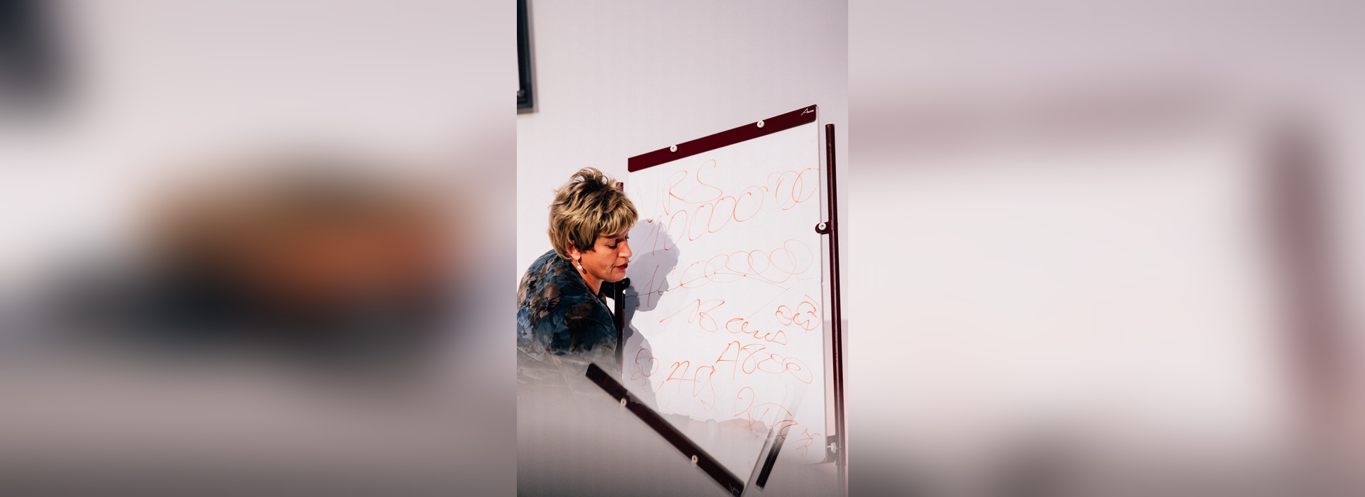 BLUR_JDF_AMPHI_SOCIAL_WEB-2_1920x700